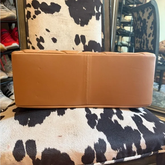 Kurt Geiger Tan Quilted Leather Bag with Gold Chain - Picture 7 of 10